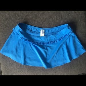 New S Tommy swim cover up skirt ☀️SUMMER SALE☀️